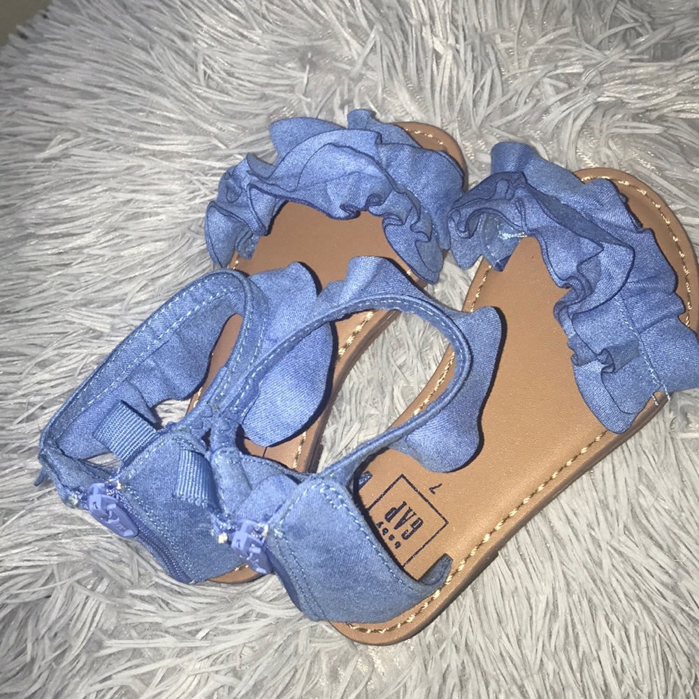 Toddler gap scandals size 7